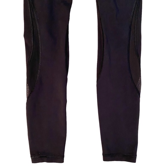Lululemon Invigorate 7/8 Tight in Black Size 2 - Picture 8 of 11